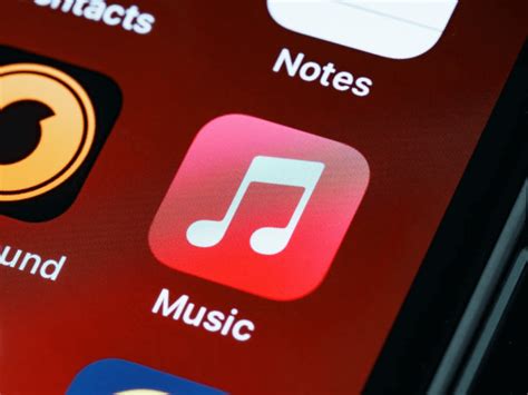 how much data does apple music use? what about its impact on privacy?